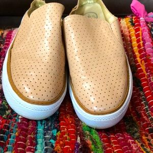 Size 7 nude backless mule/sneaker